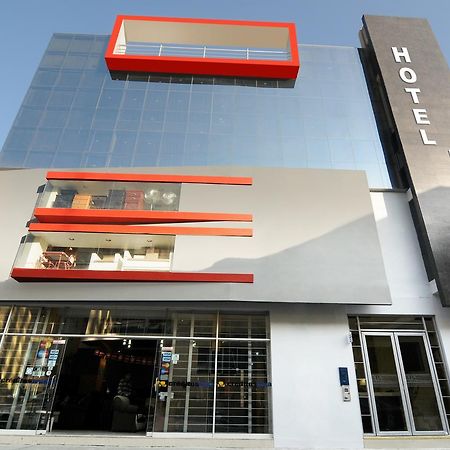 Hotel Plaza Sullana Εξωτερικό φωτογραφία